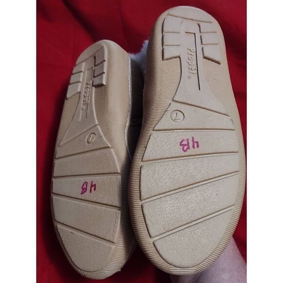 Propet Faux Fur Lined Suede Indoor/Outdoor Slippers Camel 7 - Picture 4 of 4